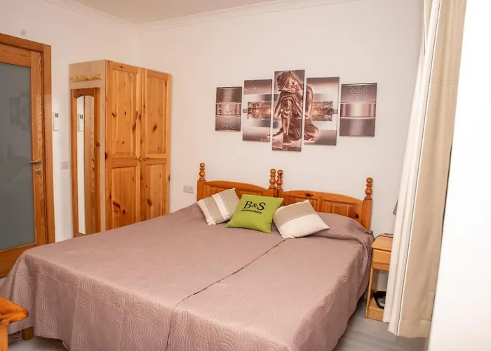 B & S Accommodation Sea View Apartment Marsascala, Malta